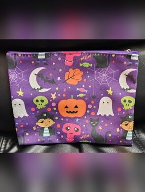 Halloween Print Cosmetic Pouch - Purple with Orange Pumpkin